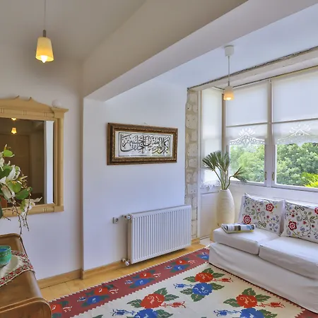 אורחן My Stone - Special Category Çeşme