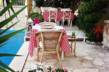 Herberg My Stone - Special Category 3*